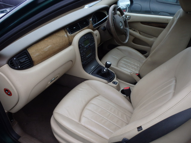 JAGUAR X-TYPE Dismantlers, X-TYPE SE Car Spares 