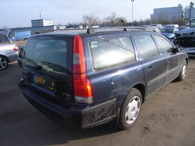 Volvo V70 Dismantlers, V70 TORSLA Used Spares 