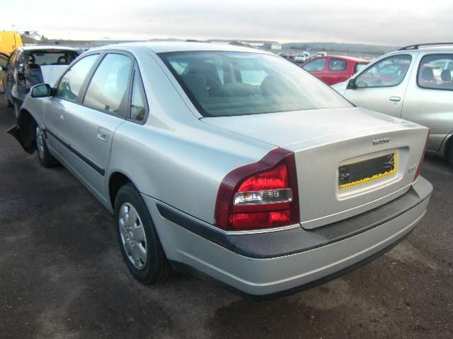 Breaking Volvo S80, S80 2.4 Secondhand Parts 