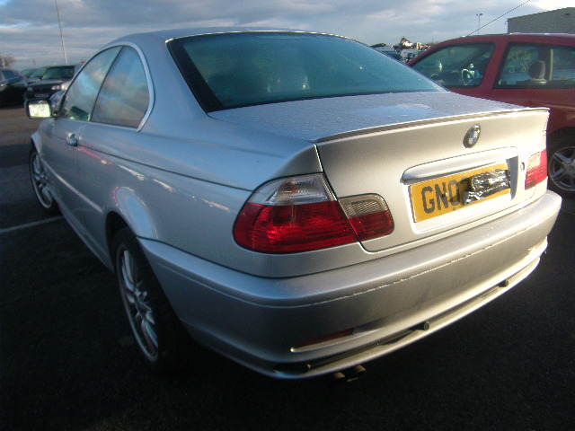 Breaking BMW 320, 320 CI SE Secondhand Parts 