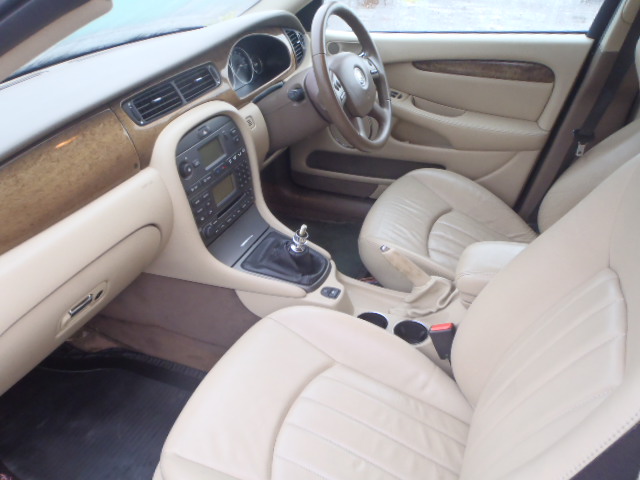 JAGUAR X-TYPE Dismantlers, X-TYPE SE Car Spares 