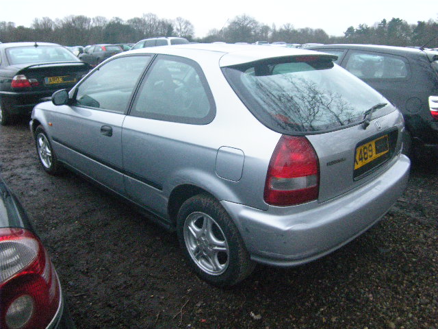 Breaking HONDA CIVIC, CIVIC SE A Secondhand Parts 