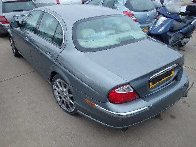Breaking JAGUAR S TYPE, S TYPE S-TYPE V6 Secondhand Parts 