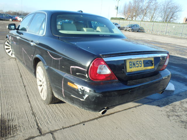 Breaking JAGUAR XJ, XJ EXECUTIVE Secondhand Parts 