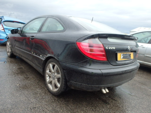 Breaking MERCEDES C220, C220 CDI S Secondhand Parts 