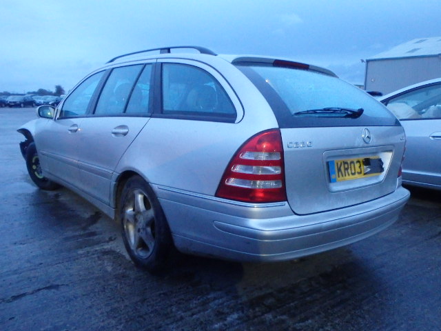 Breaking MERCEDES C220, C220 CDI Secondhand Parts 