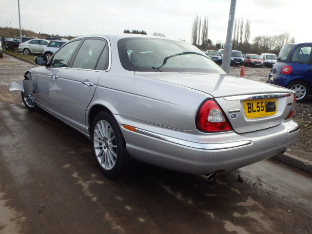 Breaking JAGUAR XJ, XJ EXECUTIVE Secondhand Parts 