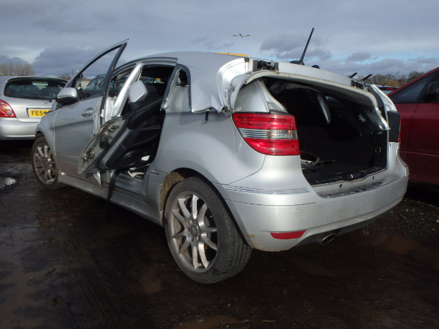 Breaking MERCEDES B  CLASS, B  CLASS 180 SPORT Secondhand Parts 