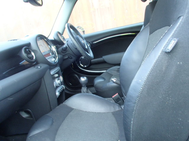 MINI COOPER Dismantlers, COOPER  Car Spares 