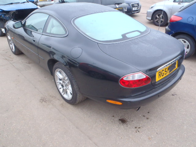 Breaking JAGUAR XK, XK 8 COUPE Secondhand Parts 