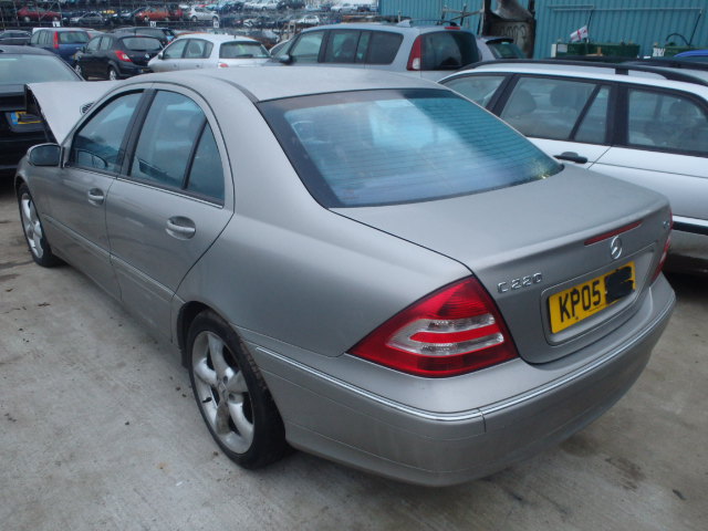 Breaking MERCEDES C220, C220 CDI Secondhand Parts 