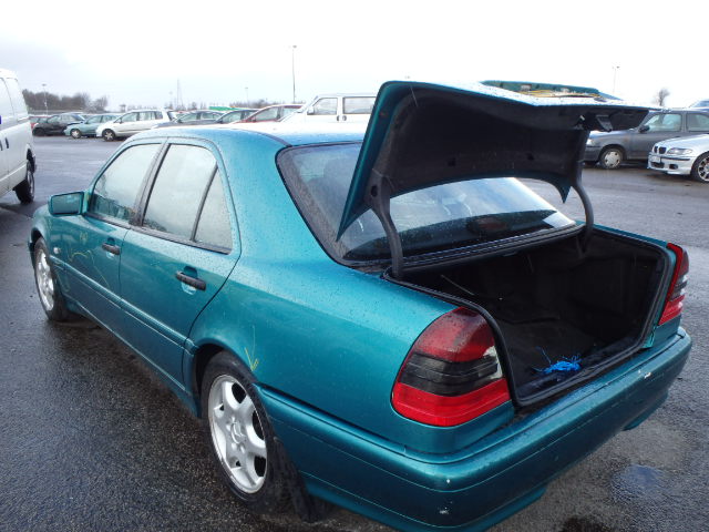 Breaking MERCEDES C180, C180 SPORT Secondhand Parts 