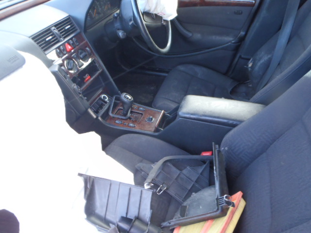 MERCEDES C200 Dismantlers, C200 ELEGA Car Spares 