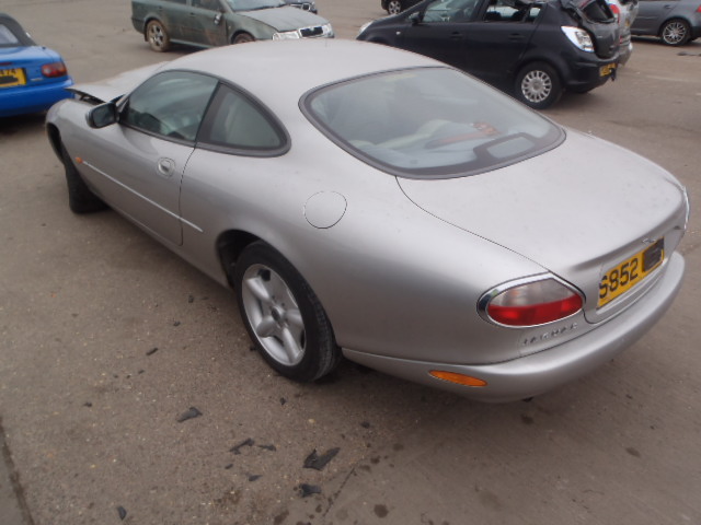 Breaking JAGUAR XK, XK 8 COUPE Secondhand Parts 