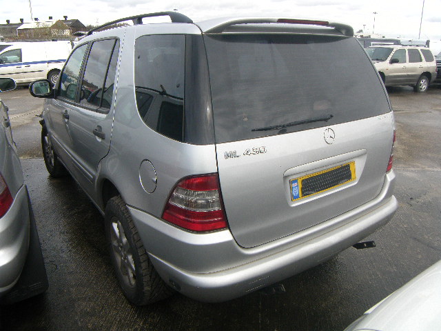 Breaking MERCEDES ML, ML 430 AUT Secondhand Parts 