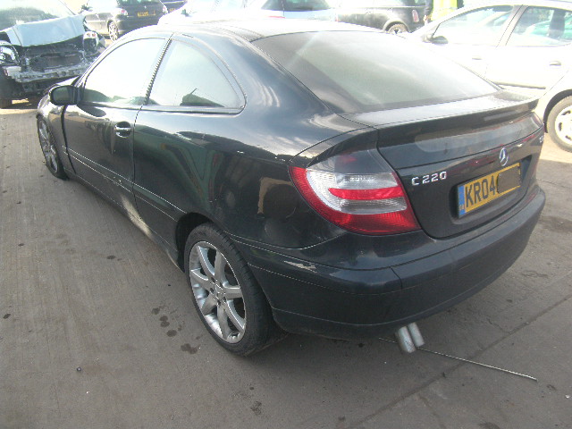 Breaking MERCEDES C220, C220 CDI S Secondhand Parts 