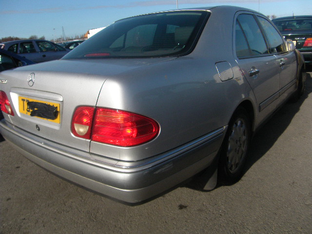 MERCEDES E280 Dismantlers, E280 ELEGA Used Spares 