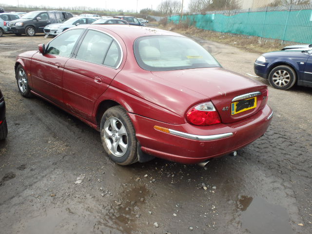 Breaking JAGUAR S TYPE, S TYPE S-TYPE V8 Secondhand Parts 