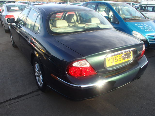 Breaking JAGUAR S TYPE, S TYPE S-TYPE V6 Secondhand Parts 