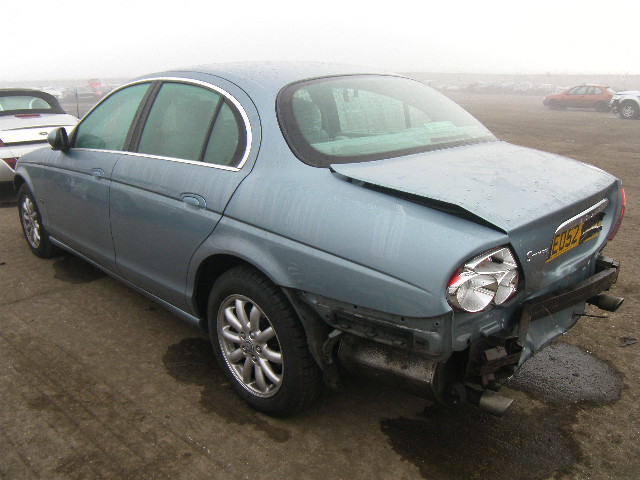 Breaking JAGUAR S TYPE, S TYPE S-TYPE V6 Secondhand Parts 
