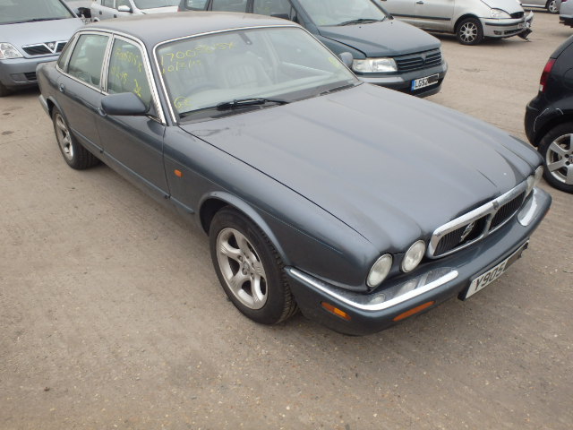 JAGUAR XJ Breakers, XJ 8 AUTO Reconditioned Parts 