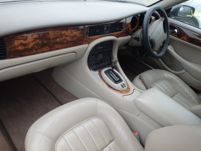 JAGUAR XJ Dismantlers, XJ 8 AUTO Car Spares 