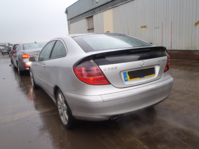 Breaking MERCEDES C CLASS, C CLASS 230 K AUT Secondhand Parts 