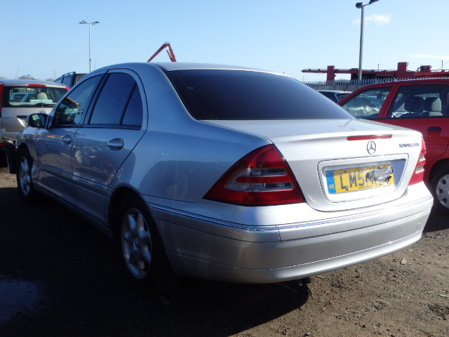 Breaking MERCEDES C200, C200 KOMP. Secondhand Parts 