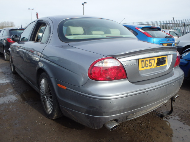 Breaking JAGUAR S TYPE, S TYPE S-TYPE XS Secondhand Parts 