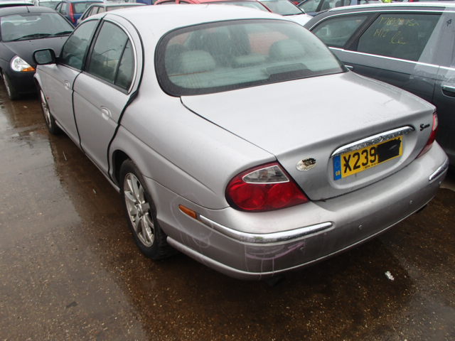 Breaking JAGUAR S TYPE, S TYPE S-TYPE V6 Secondhand Parts 