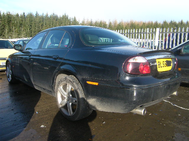 Breaking JAGUAR S TYPE, S TYPE S-TYPE V8 Secondhand Parts 