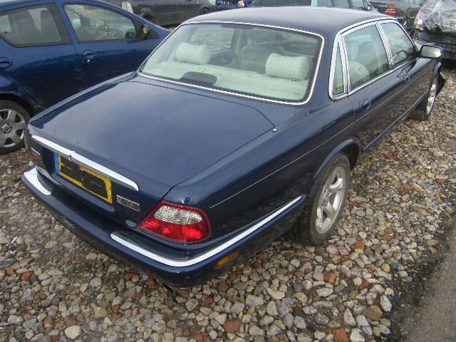 JAGUAR XJ Dismantlers, XJ 8 AUTO Used Spares 