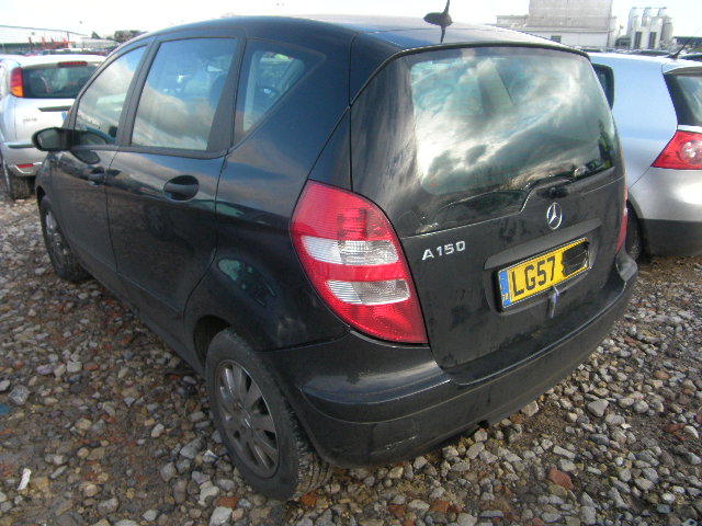 Breaking MERCEDES A, A 150 CLASS Secondhand Parts 