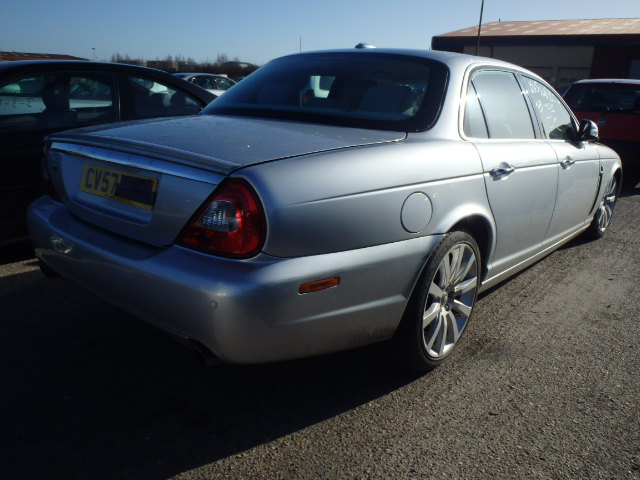 JAGUAR XJ Dismantlers, XJ EXECUTIE Used Spares 