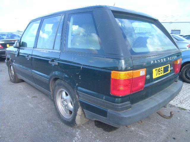 Breaking LAND ROVER RANGE ROVER, RANGE ROVER  Secondhand Parts 