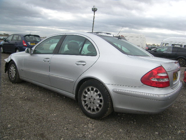 Breaking MERCEDES E320, E320 CDI E Secondhand Parts 