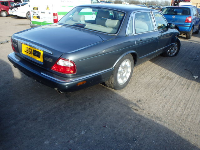 JAGUAR XJ Dismantlers, XJ 8 AUTO Used Spares 