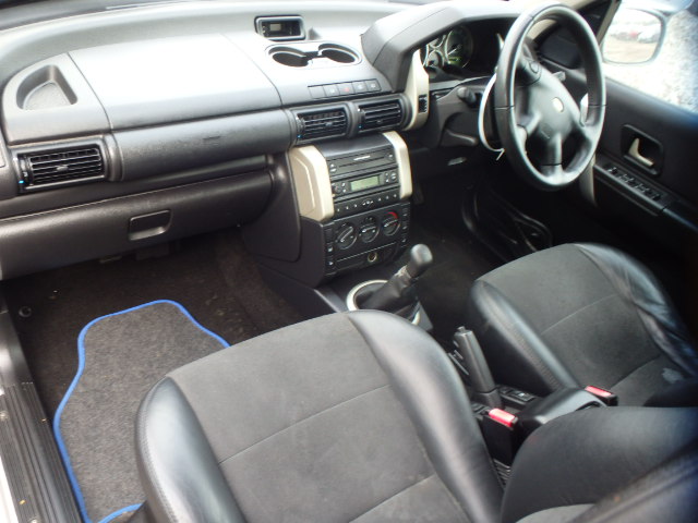 LAND ROVER FREELANDER Dismantlers, FREELANDER  Car Spares 