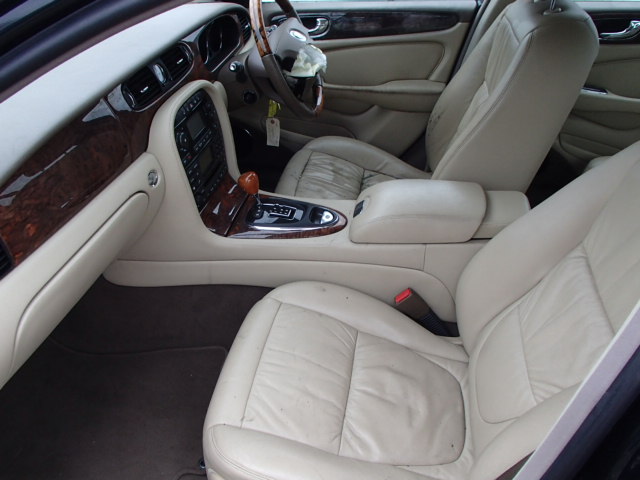 JAGUAR XJ Dismantlers, XJ EXECUTIE Car Spares 