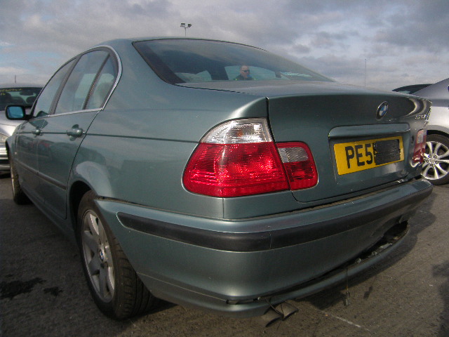 Breaking BMW 320, 320 I SE Secondhand Parts 