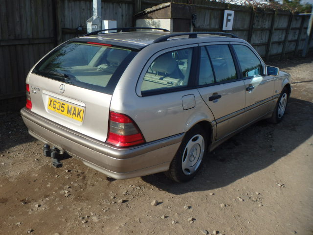 MERCEDES C220 Dismantlers, C220 CDI C Used Spares 