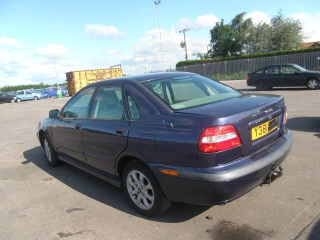 Breaking Volvo S40, S40 SE Secondhand Parts 