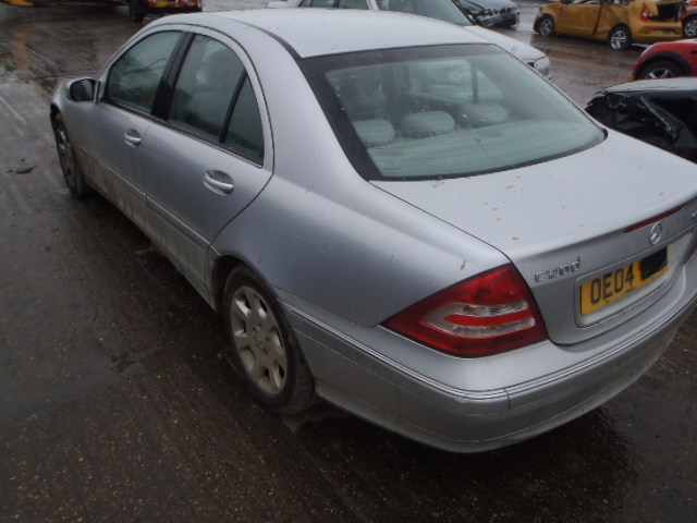 Breaking MERCEDES C200, C200 KOMP. Secondhand Parts 