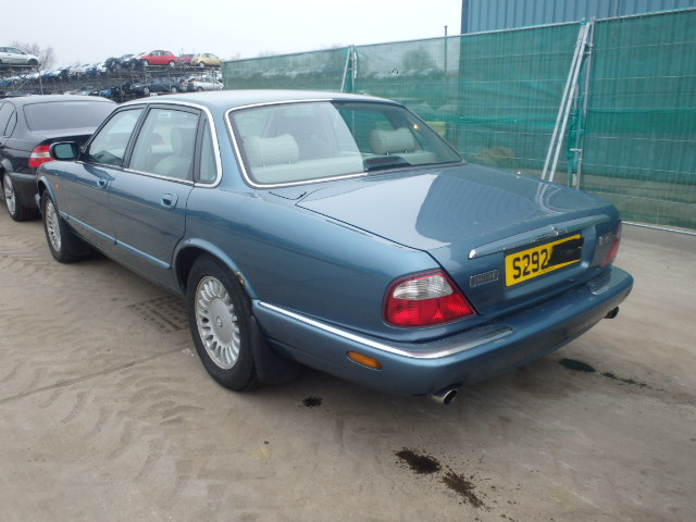 Breaking JAGUAR XJ, XJ 8 AUTO Secondhand Parts 
