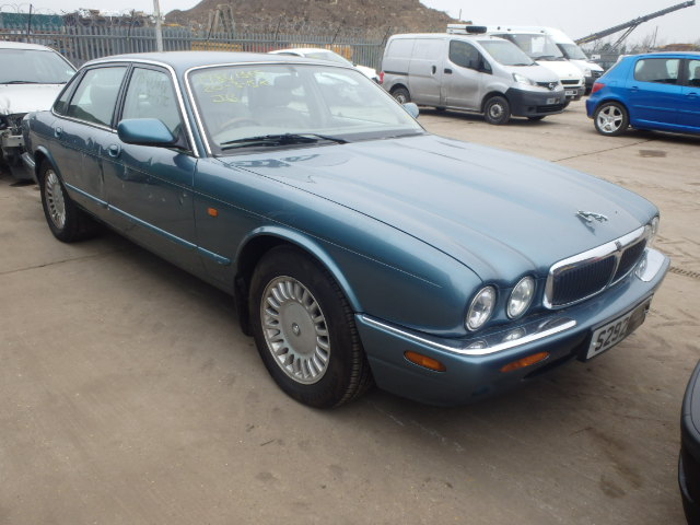JAGUAR XJ Breakers, XJ 8 AUTO Reconditioned Parts 