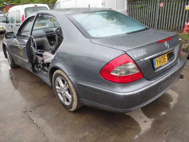 Breaking MERCEDES E CLASS, E CLASS E220 AVANT Secondhand Parts 