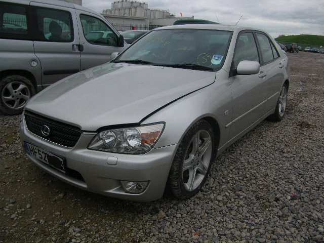 LEXUS IS200 Breakers, SE Parts 