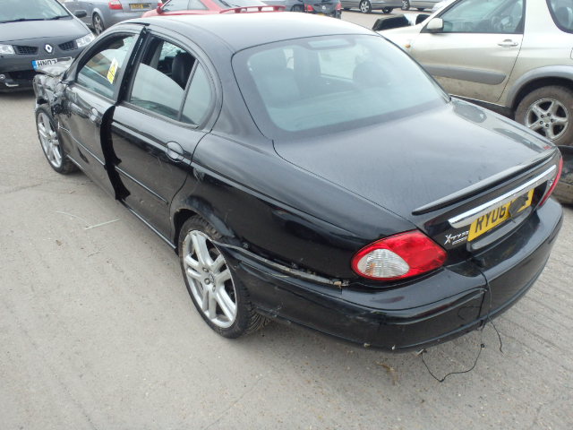 Breaking JAGUAR X-TYPE, X-TYPE V6 Secondhand Parts 