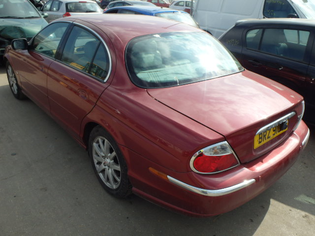 Breaking JAGUAR S TYPE, S TYPE S-TYPE V6 Secondhand Parts 