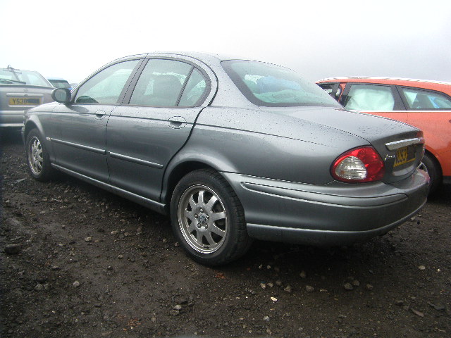 Breaking JAGUAR X-TYPE, X-TYPE CLASSIC Secondhand Parts 